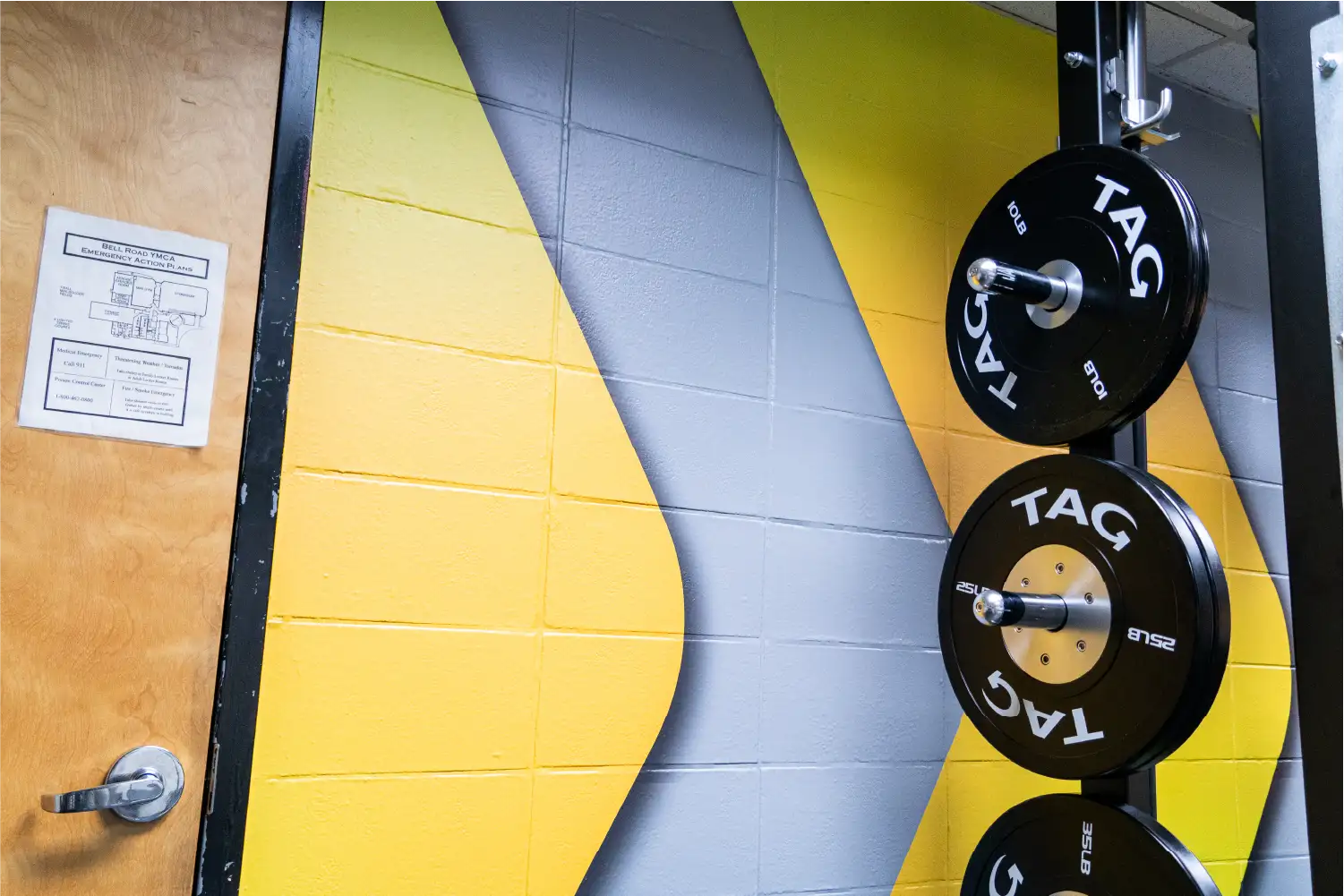 Gay & yellow full wall wrap in modern gym